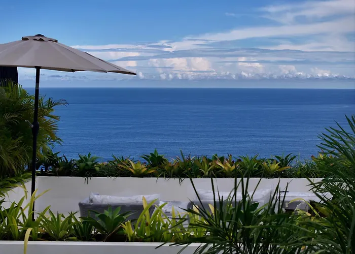 Villa Amaulu - Ocean View 2br Private Pool & Rooftop In